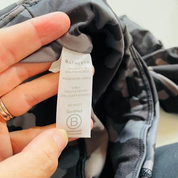 Athleta Lightning Camo High Rise 7/8 Tight Trail Running Long Active Sonic Light - Picture 7 of 10